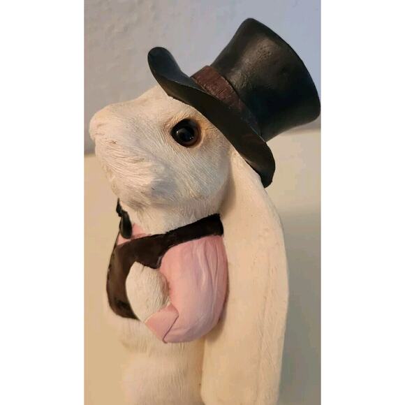 CBC Rabbit Figurine from Alice in Wonderland Hand Painted - Picture 3 of 11